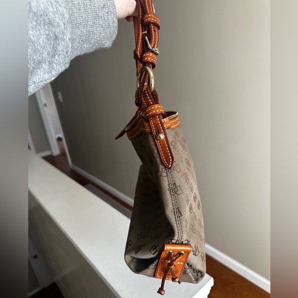 Dooney & Bourke Brown Monogrammed Women's Bag - Picture 4 of 8